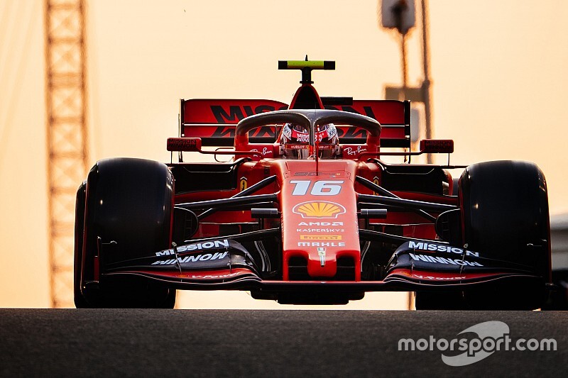 Villeneuve: "Ferrari, Vettel-Leclerc sürecini yanlış yönetti"