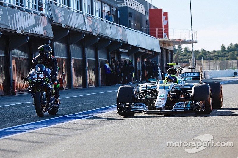 Scambio Rossi-Hamilton: sui social spunta un primo video