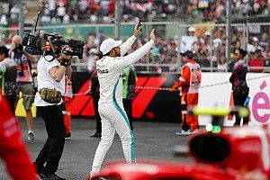 Kulisszatitkok Mexikóból: Hamilton ismét "Verstappen győzelmével" lett bajnok, Rosberg hét címet vizionál
