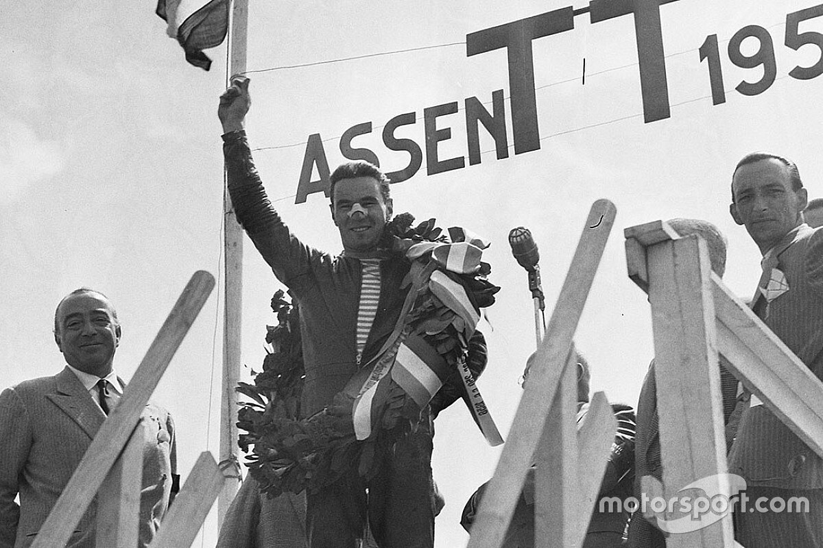 Il motociclismo perde una leggenda: è morto Carlo Ubbiali
