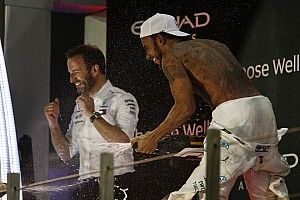 ÉLŐ F1-ES MŰSOR: Hamilton 88 ponttal verte Vettelt, Räikkönen megy, Leclerc érkezik (LIVE)