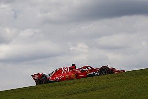 Vettel lamenta tática: “supermacio não sofreu com deveria”