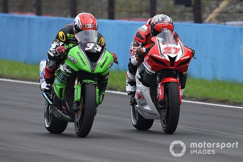 Ahmad Yudhistira, Manual Tech KYT Kawasaki dan Andi Gilang, Astra Honda Racing Team