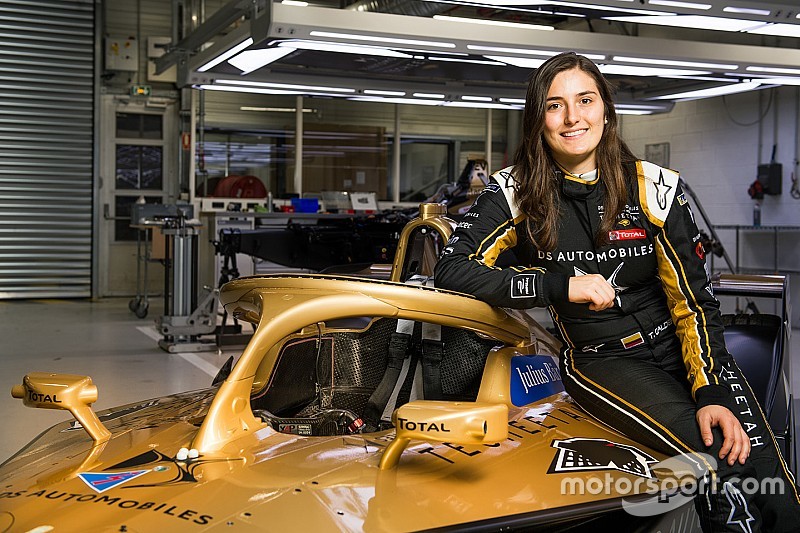7 femmes au volant pour les essais FE en Arabie saoudite