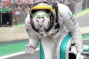 Hamilton le gana la pole a Vettel en Brasil