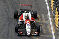 Macau GP: Schumacher returns to the top