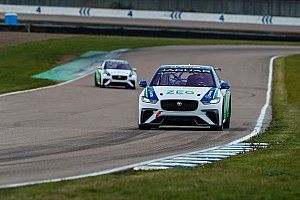 Jimenez e Cacá completam teste em categoria suporte da F-E