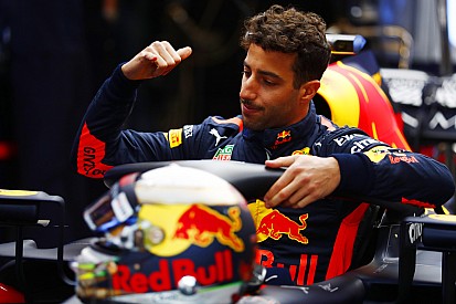 Verstappen és Ricciardo a legmenőbb ruhát kapja meg az Amerikai Nagydíjra