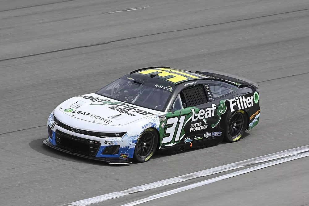 Justin Haley, Kaulig Racing, LeafFilter Gutter Protection Chevrolet Camaro