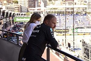 Coulthard: "Bottas, 2022’deki kaderi hakkında bilgilendirildi mi?"