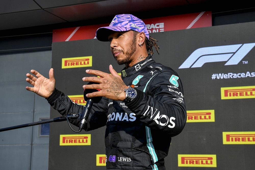 Hamilton : Verstappen ne m'a pas laissé de place