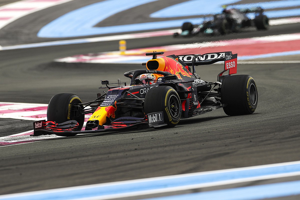 Course - Verstappen remporte un duel de titans face à Hamilton