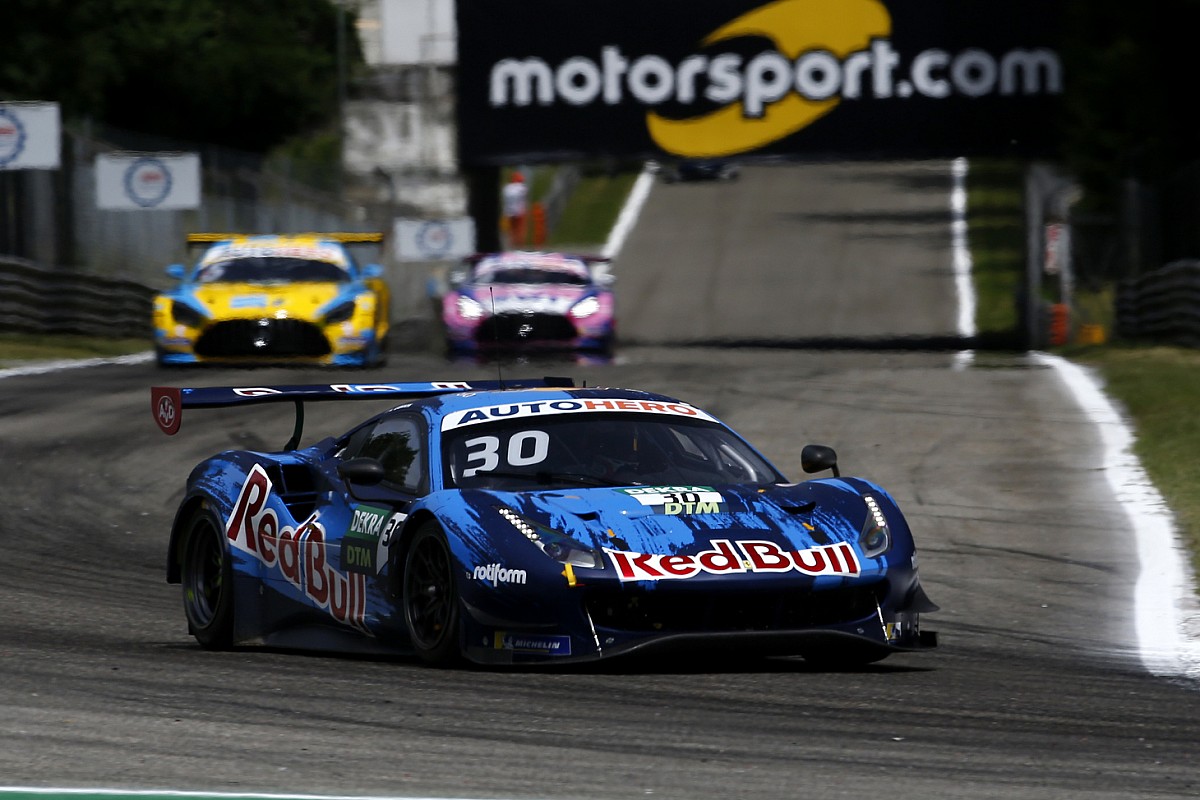 Pembalap Junior Red Bull Menangi Race 1 DTM Monza