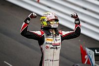 Théo Pourchaire plus jeune vainqueur de la F2 !