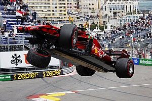Leclerc crasht en pakt pole voor thuisrace in Monaco, Verstappen P2