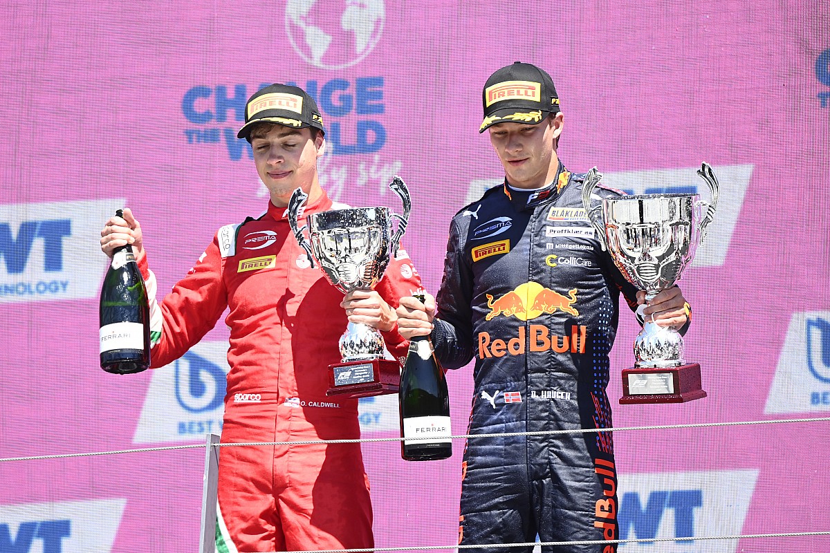 F3 Red Bull Ring: Novalak ve Nannini çarpıştı, Hauger kazandı