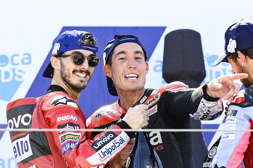 Francesco Bagnaia, Ducati Team, Aleix Espargaro, Aprilia Racing Team