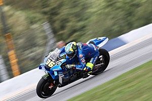 MotoGP | Tegola Mir: caviglia fratturata dopo la brutta caduta