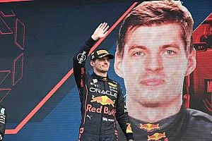 Horner verrast dat Russell niet als rugdekking voor Hamilton werd gebruikt