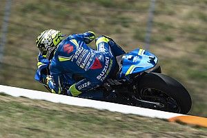 Sospiro di sollievo per Iannone: niente di grave alla spalla, è solo una contusione