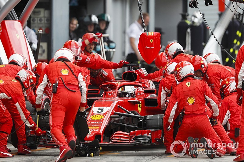 Феттель отверг предположения, что Ferrari запуталась в развитии машины