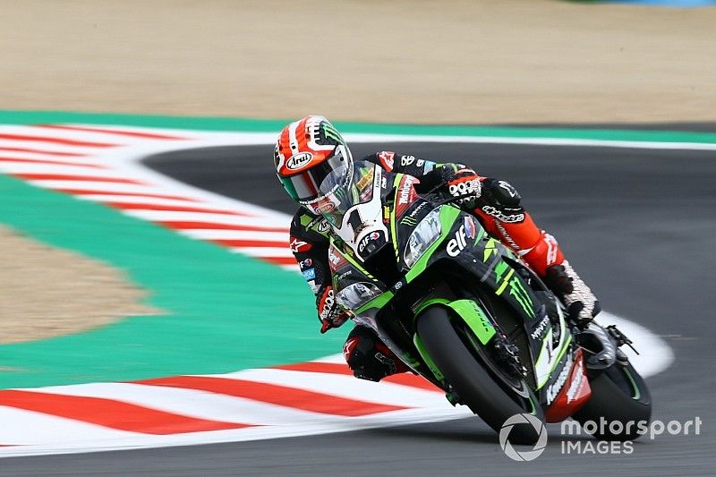 Magny-Cours WSBK: Rea leads Sykes in Friday practice