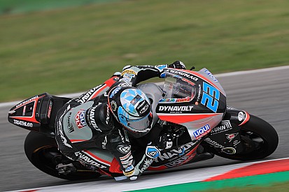 Moto2, Motegi, Libere 1: Schrotter svetta sull'umido, brutto volo di Marquez
