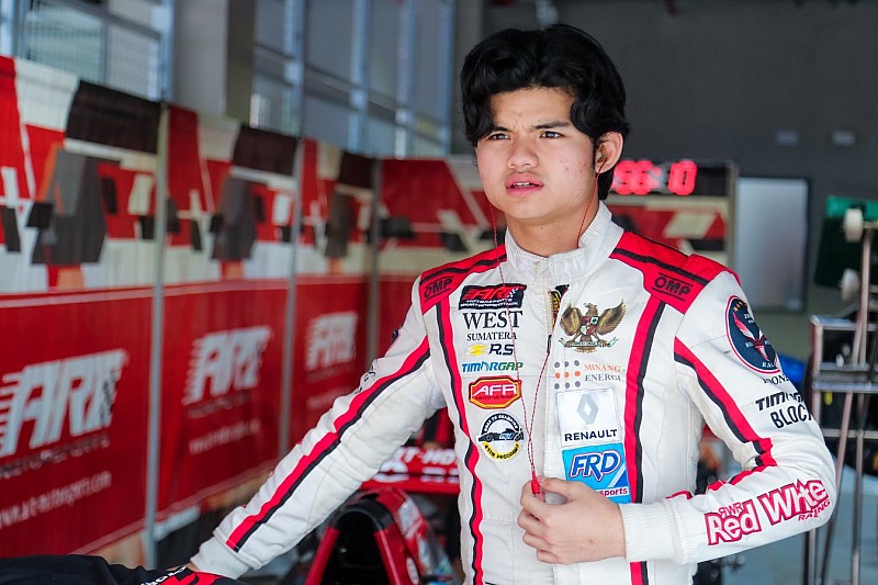 AFR Zhuhai II: Dana podium lagi, Keanon P10