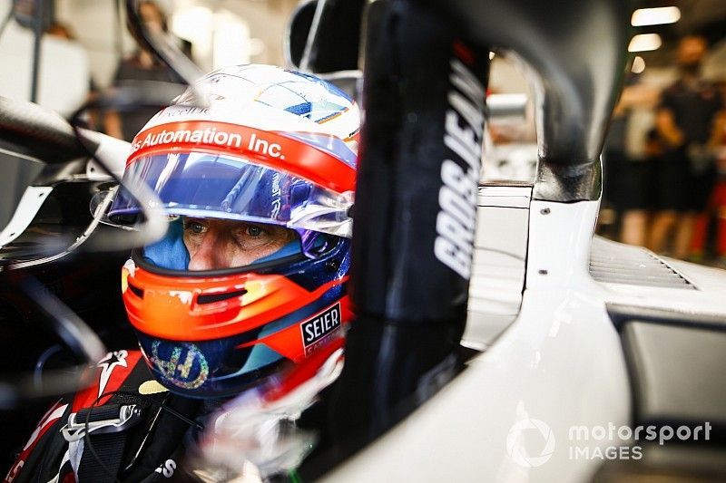 FIA sebut Grosjean lupakan aturan penting bendera biru