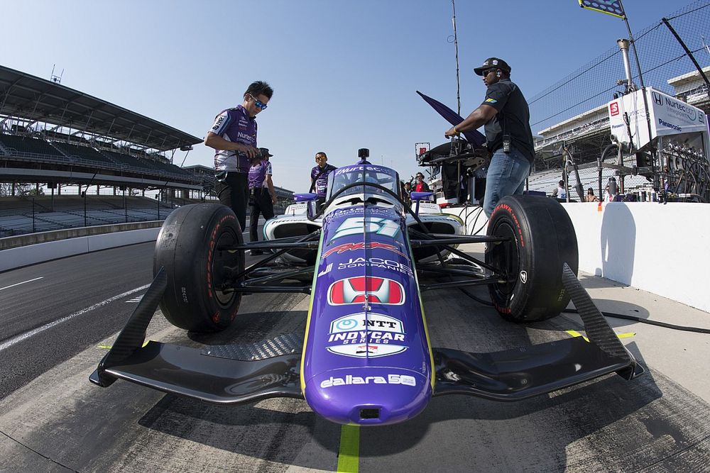 Indy 500: Sato topt weer, Kanaan beste in kwalificatiesim
