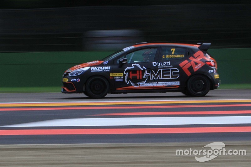 Ad Imola la prima pole è di Cristian Ricciarini