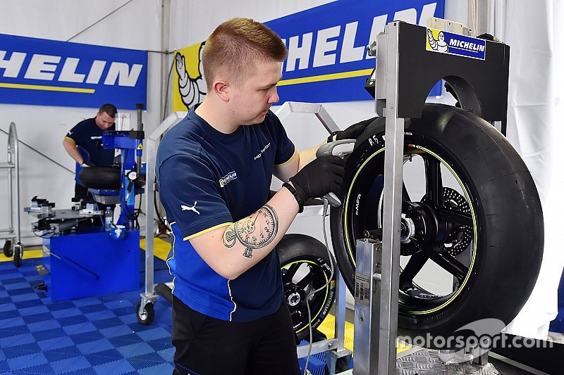 Balap motor listrik MotoE pakai ban Michelin