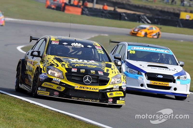 Brands Hatch BTCC: Morgan holds off BMW pair to win final race