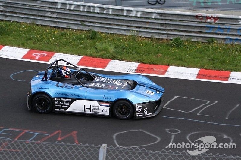 La “Forze VI” a idrogeno stupisce sul Nordschleife!