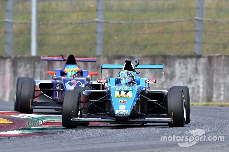 Marcos Sibert si aggiudica Gara 3 al Mugello