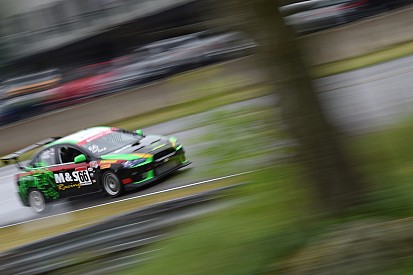 CTCC - Drivers compete in tough conditions at Calabogie