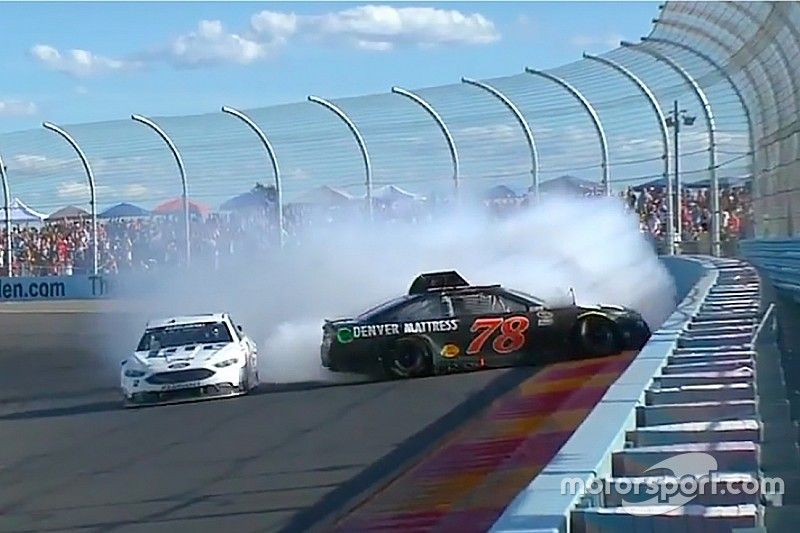 Truex just wants drivers to "race me like I race you" after last-lap wreck