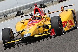 Thursday practice update: Hunter-Reay blows up, Chaves remains P1