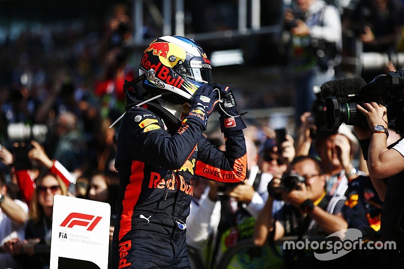 F1年度“最佳超车”:里卡多在上海超越博塔斯