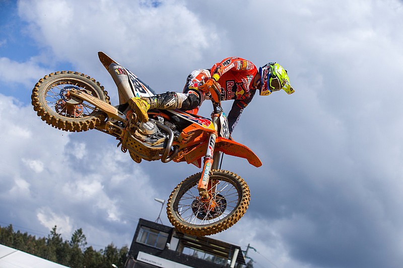 MXGP Indonesia: Cairoli ungguli Herlings, Farhan dipenalti
