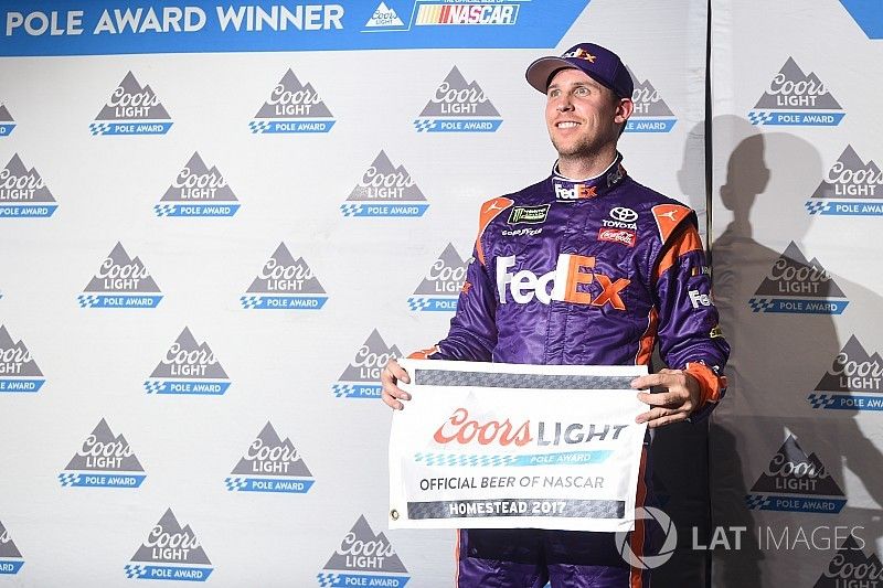 Il poleman Denny Hamlin, Joe Gibbs Racing Toyota