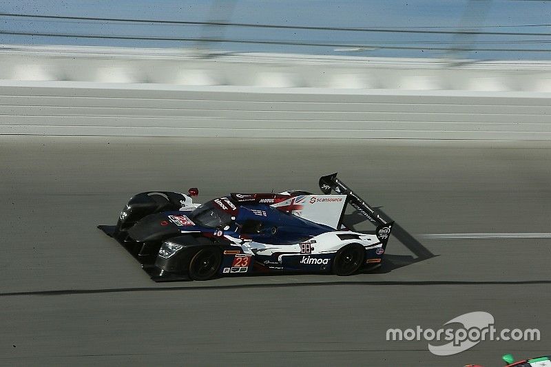 Alonso "se convirtió rápidamente en el líder" de su equipo en Daytona