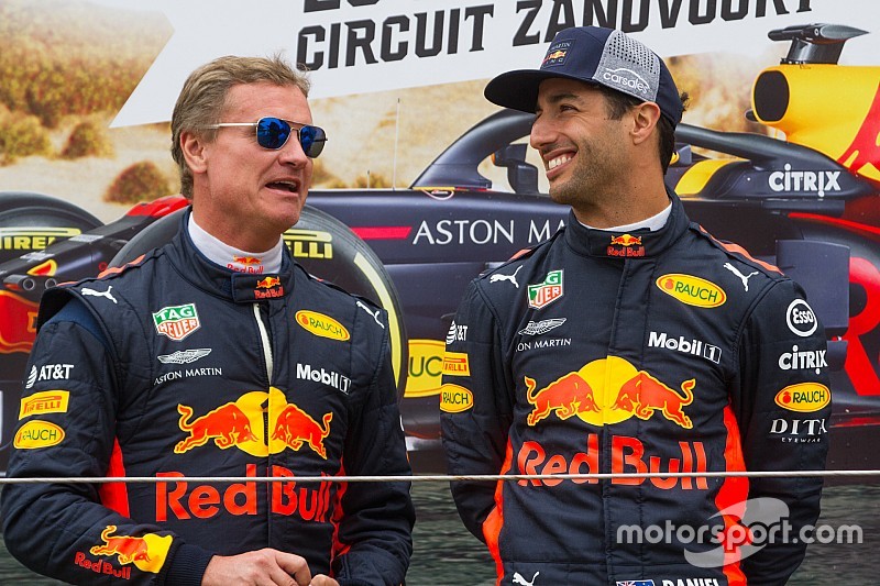 Az év táncos jelenetével állt elő Ricciardo és Coulthard