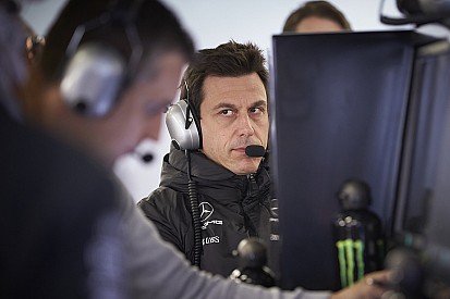 Wolff: "Per i commissari sette giorni non gloriosi sulle scelte fatte"