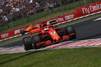 Vettel les ganó el viernes a los Red Bull en Hungría