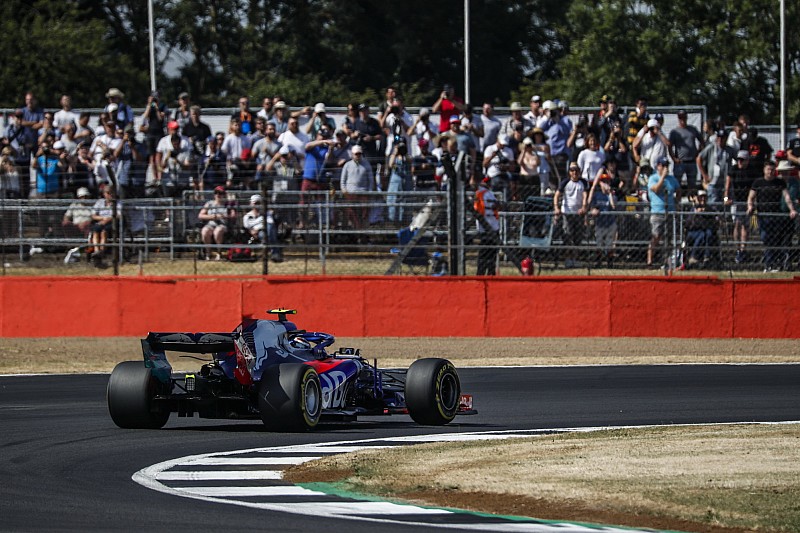 イギリスFP2速報:ベッテル首位。トロロッソはガスリーにトラブル発生