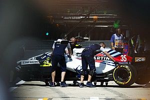 Williams сняла с пилотов ответственность за вылеты в квалификации