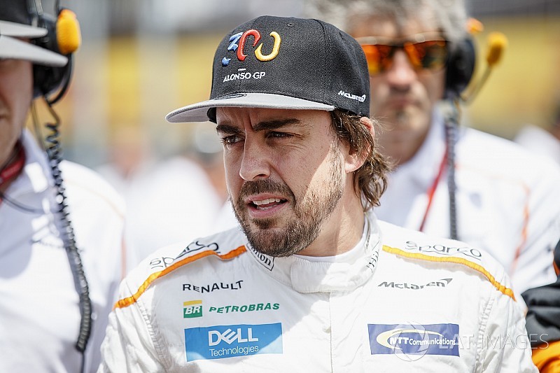 Alonso: "Liever onderschat dan onterecht veel trofeeën"