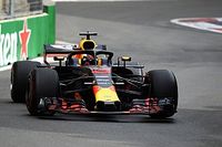 Ricciardo touche le mur mais s'offre la deuxième ligne