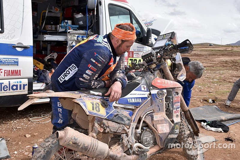 Dakar, Botturi cade e patisce il caldo nella prima tappa argentina